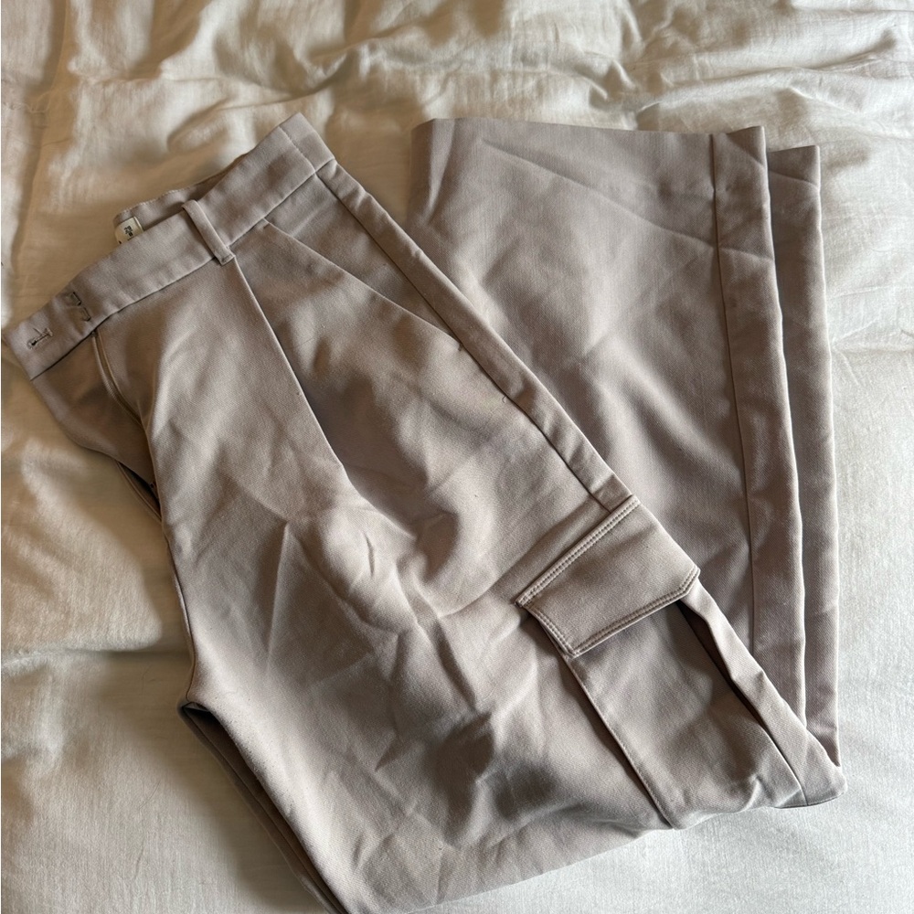 Abercrombie & Fitch Light Taupe Cargo Dress Pants